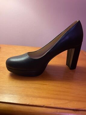 Naturalizer Black Platform Block Heel Pump